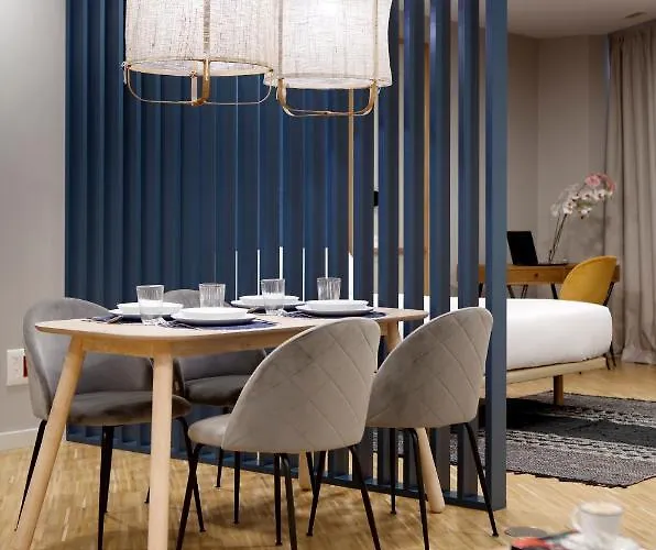 I Loft Santiago By Upper Luxury Housing 圣地亚哥－德孔波斯特拉